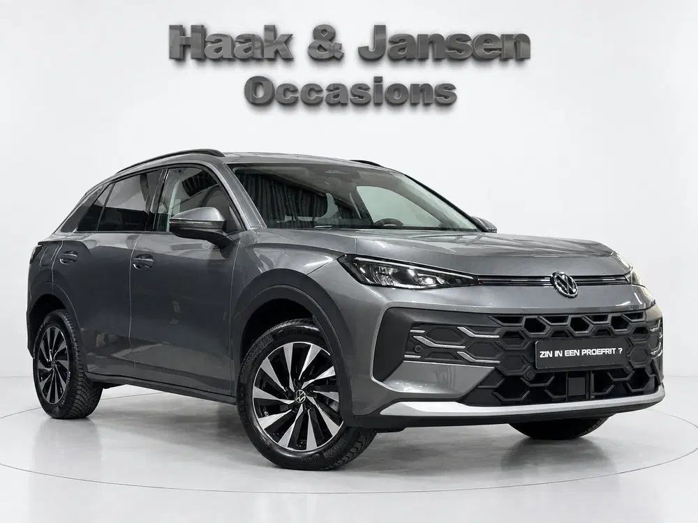Volkswagen T-Roc 1.5 eTsi Life First Edition ACC Stoelverwa uit 2026, foto 3
