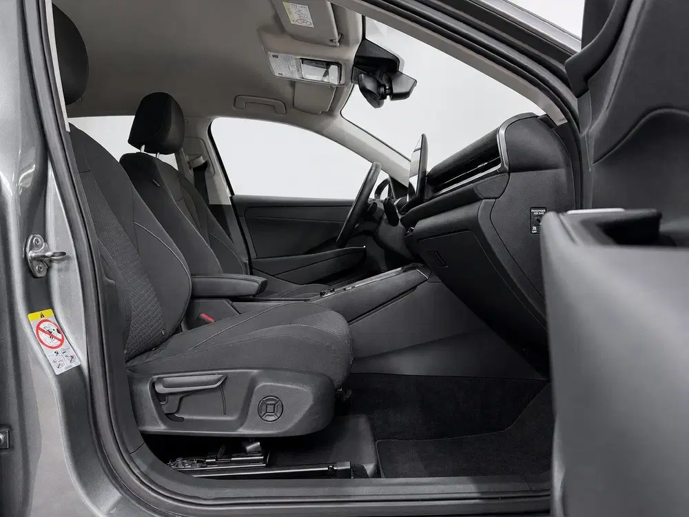 Volkswagen T-Roc 1.5 eTsi Life First Edition ACC Stoelverwa uit 2026, foto 9