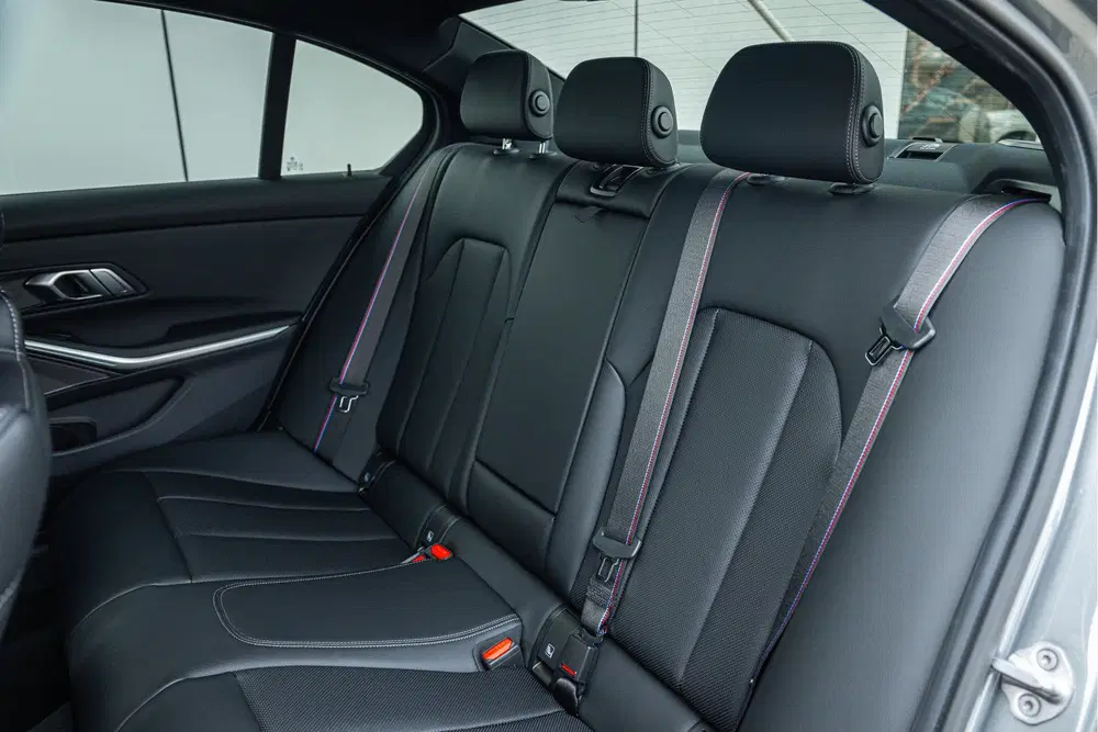 BMW 3-serie 330e M Sport Automaat uit 2026, foto 5