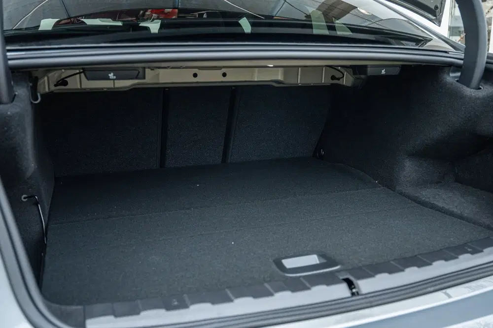 BMW 3-serie 330e M Sport Automaat uit 2026, foto 6