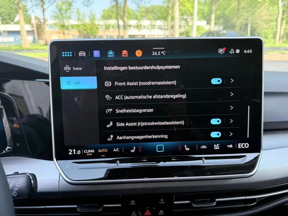 Volkswagen Golf 1.5 eHybrid Life Edition uit 2025, foto 15