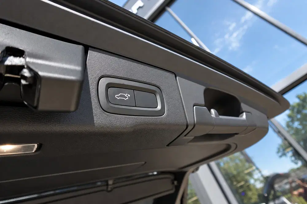 Volvo XC60 T8 AWD uit 2020, foto 11