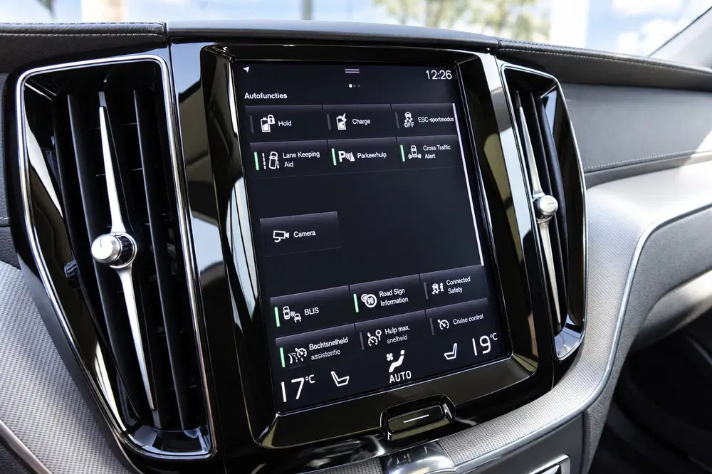 Volvo XC60 T8 AWD uit 2020, foto 13