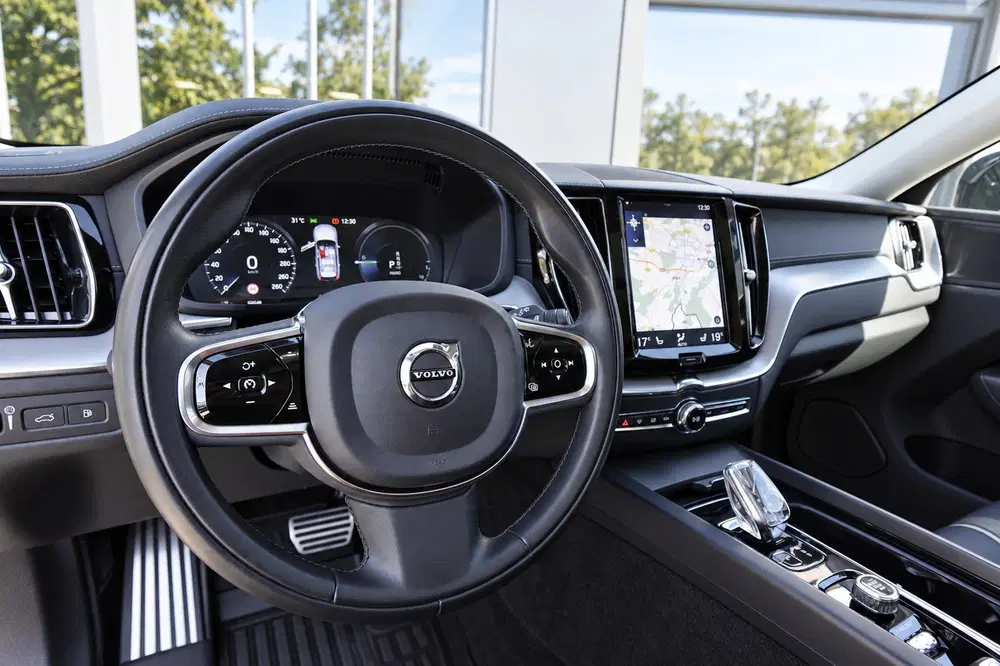 Volvo XC60 T8 AWD uit 2020, foto 4