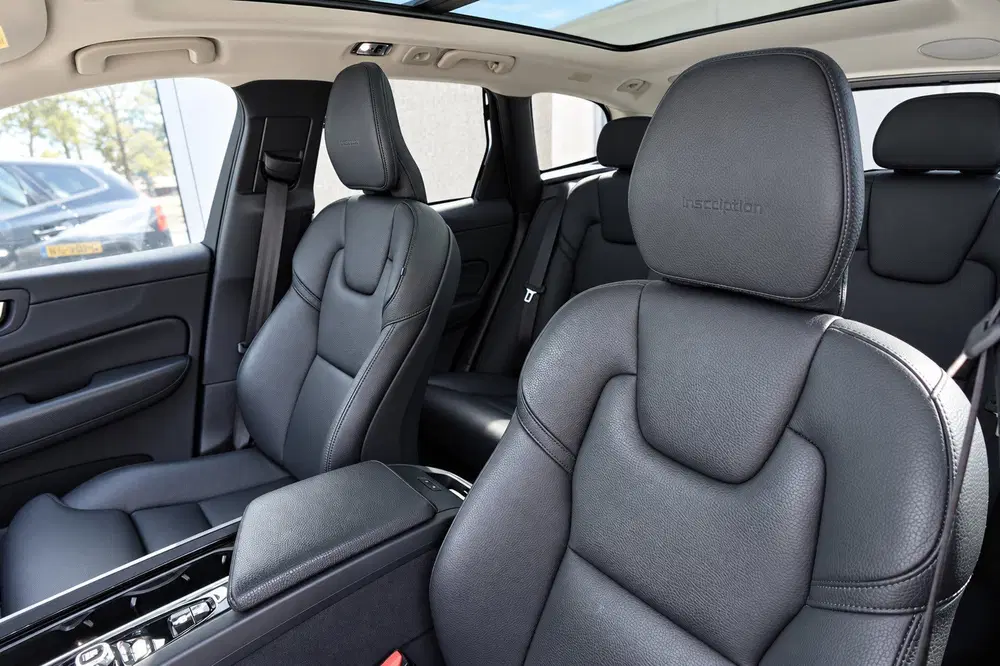 Volvo XC60 T8 AWD uit 2020, foto 5