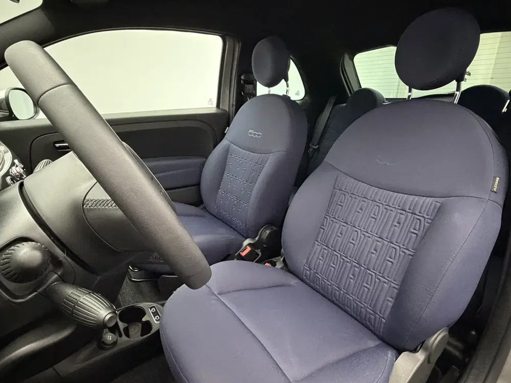 Fiat 500 1.0 Hybrid Club uit 2023, foto 9