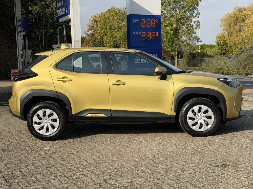 Toyota Yaris Cross 1.5 Hybrid Active CARPLAY uit 2024, foto 11