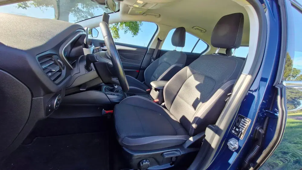 Ford Focus 1.0 EcoBoost Trend Edition Business 101PK uit 2020, foto 11