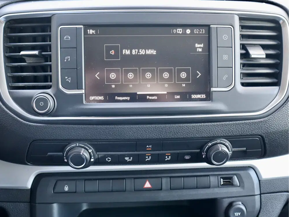 Opel Vivaro 2.0 HDI LANG LUXE DUBBELE CABINE MARGE-BTW uit 2023, foto 9