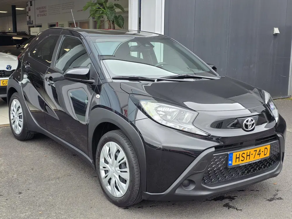 Toyota Aygo X 1.0 VVT-i MT Play uit 2025, foto 2