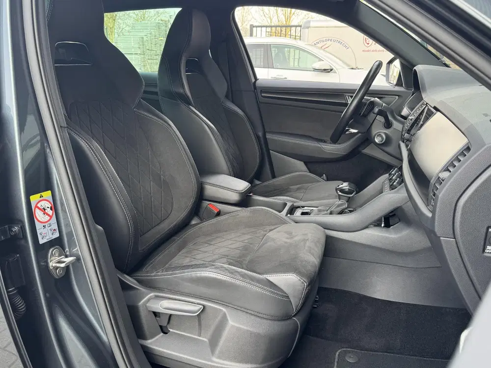 Skoda Kodiaq 1.5 TSI SPORTLINE BUSINESS I AUTOMAAT I TR uit 2021, foto 10