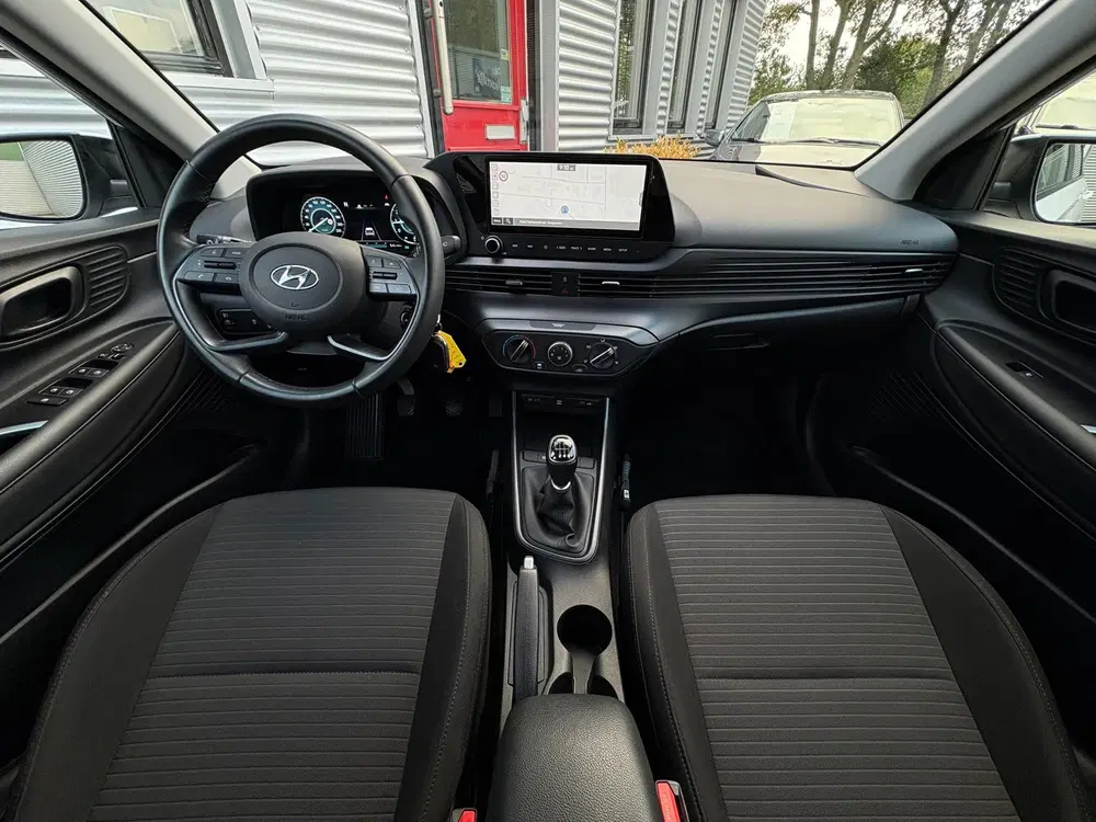 Hyundai i20 1.0 T-GDI Comfort Smart -AIRCO-CRUISECONTR uit 2024, foto 12