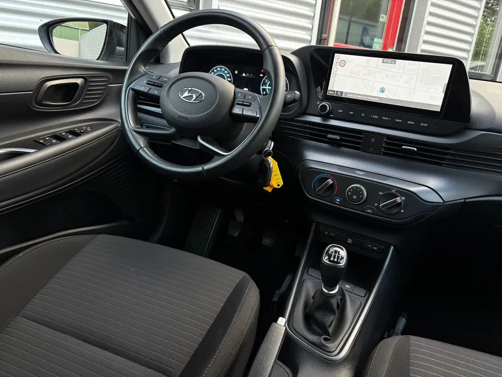 Hyundai i20 1.0 T-GDI Comfort Smart -AIRCO-CRUISECONTR uit 2024, foto 13
