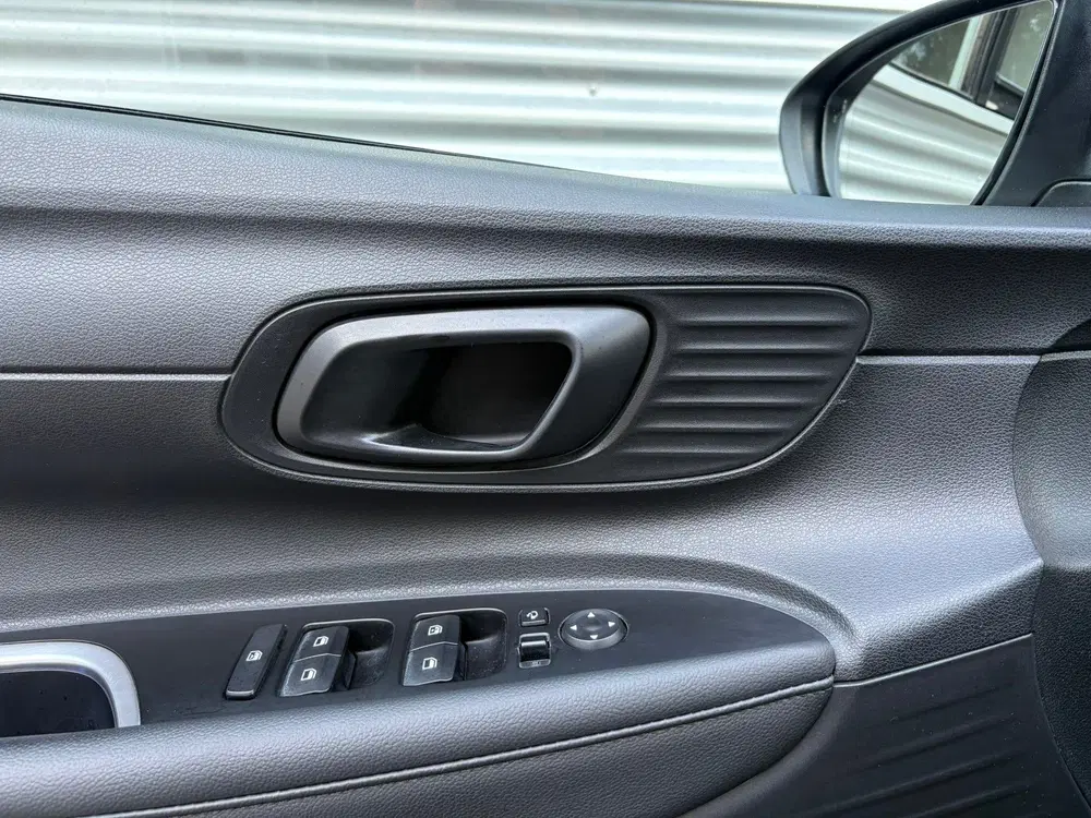 Hyundai i20 1.0 T-GDI Comfort Smart -AIRCO-CRUISECONTR uit 2024, foto 15