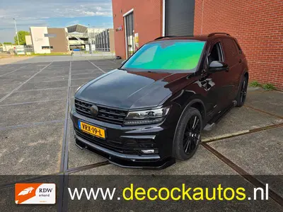 Volkswagen Tiguan 2.0 R-LINE uit 2019