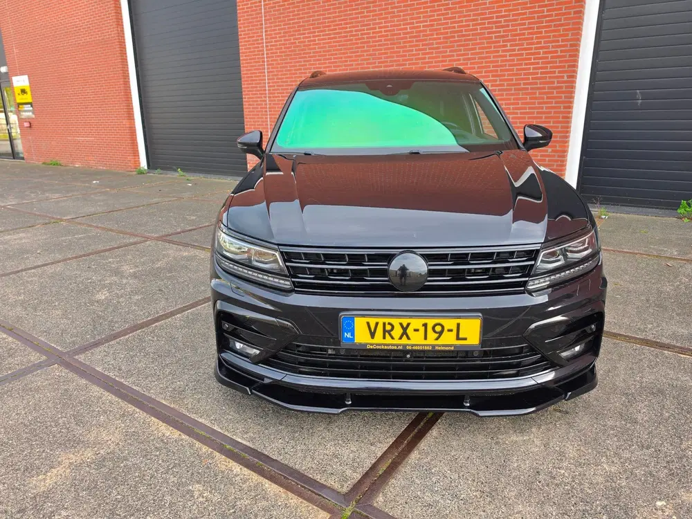 Volkswagen Tiguan 2.0 R-LINE uit 2019, foto 11