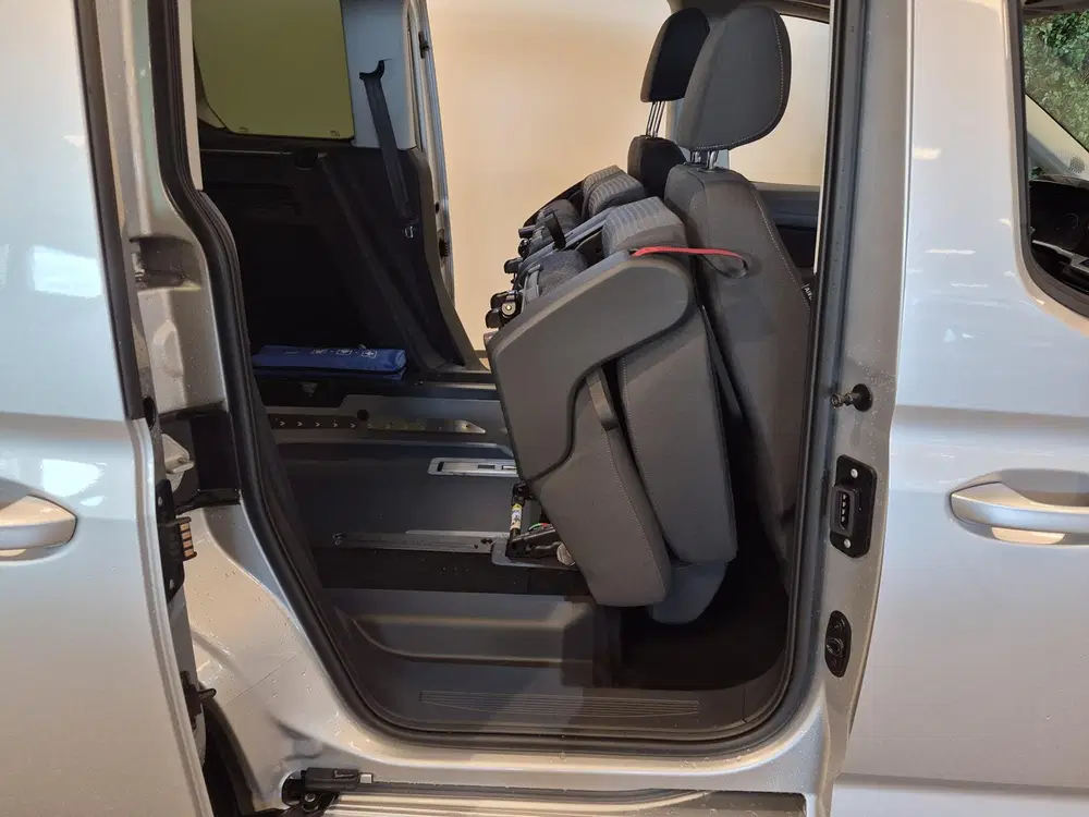 Ford Tourneo Connect L1 Rolstoelauto Automaat 3+1 of 5+ uit 2025, foto 7