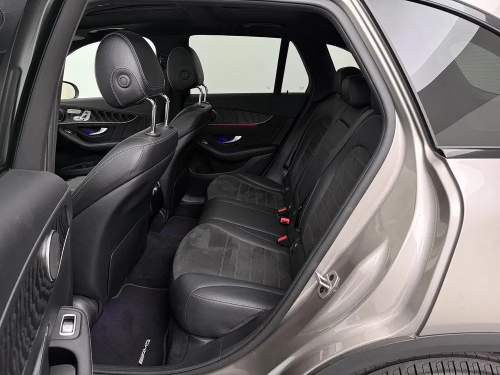 Mercedes-Benz GLC 300e 4MATIC AMG Line uit 2022, foto 11