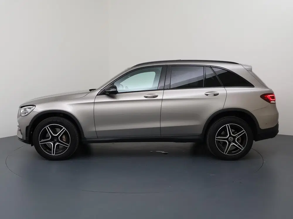 Mercedes-Benz GLC 300e 4MATIC AMG Line uit 2022, foto 5
