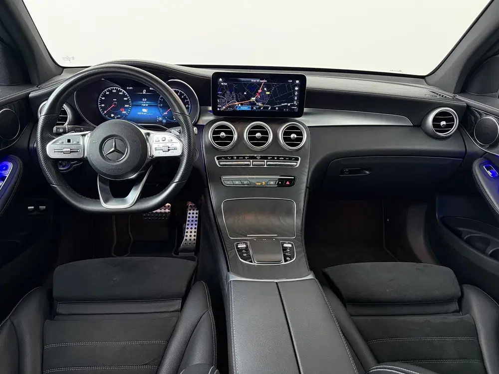 Mercedes-Benz GLC 300e 4MATIC AMG Line uit 2022, foto 8
