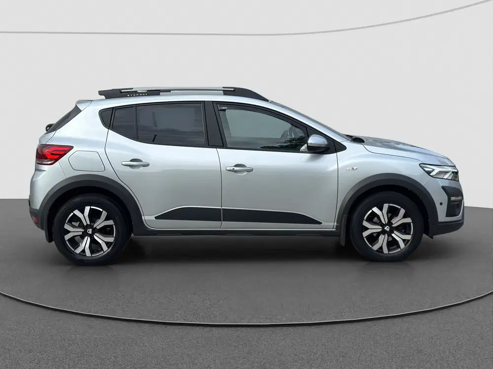 Dacia Sandero 1.0 TCe 90 Comfort uit 2021, foto 2