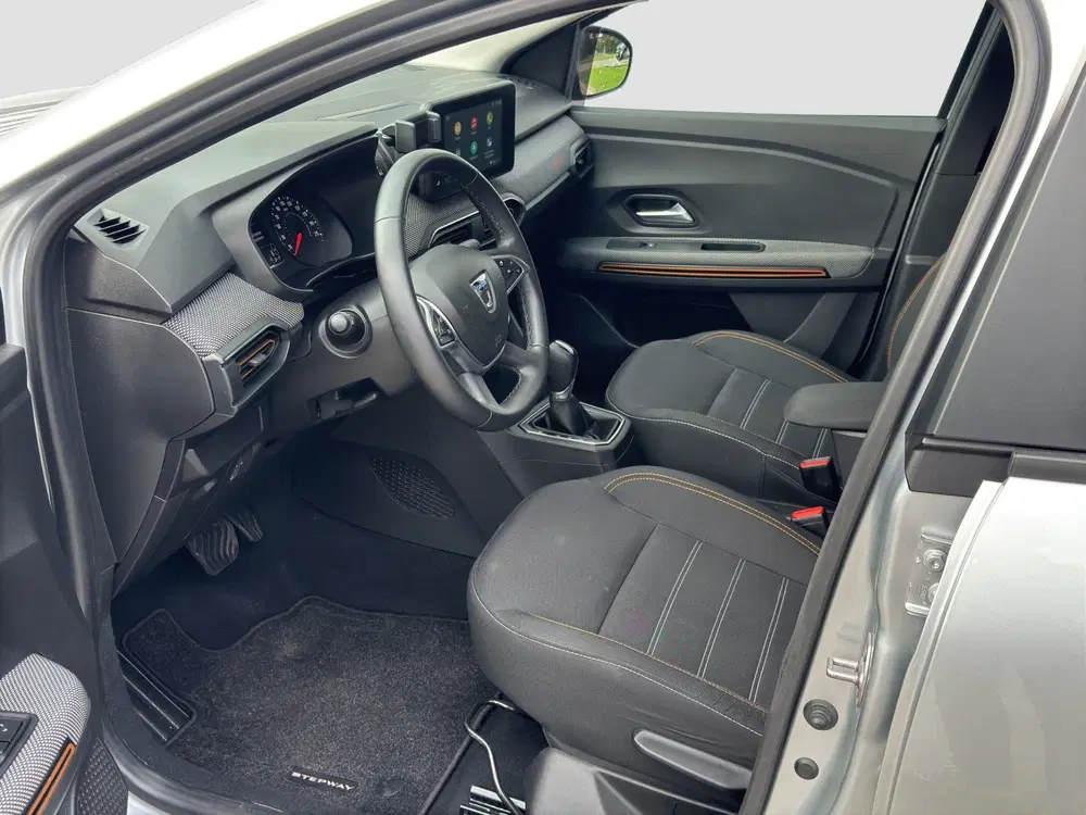 Dacia Sandero 1.0 TCe 90 Comfort uit 2021, foto 3