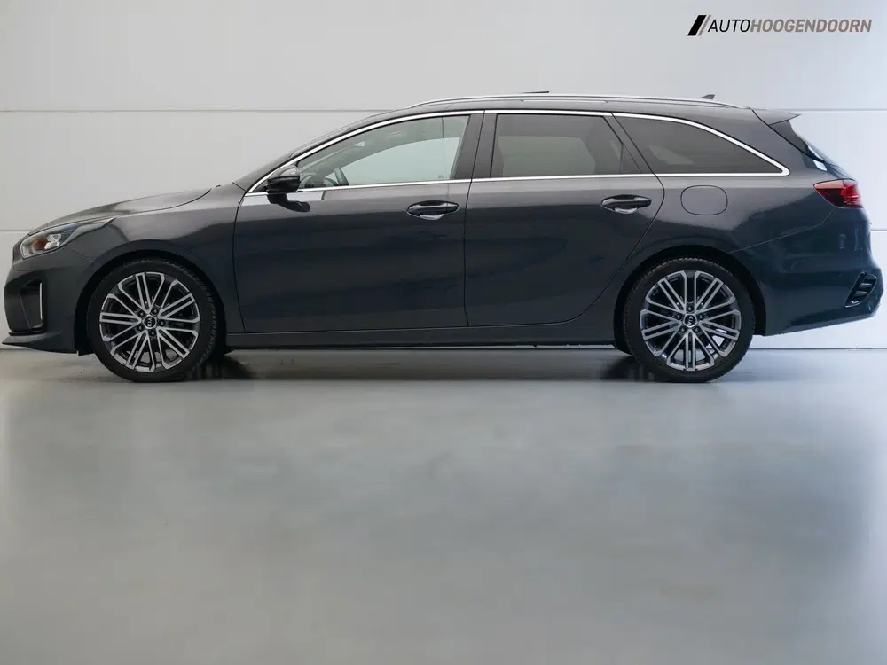 Kia Ceed 1.5 T-GDi GT-PlusLine (PANORAMA-SCHUIFD uit 2021, foto 2