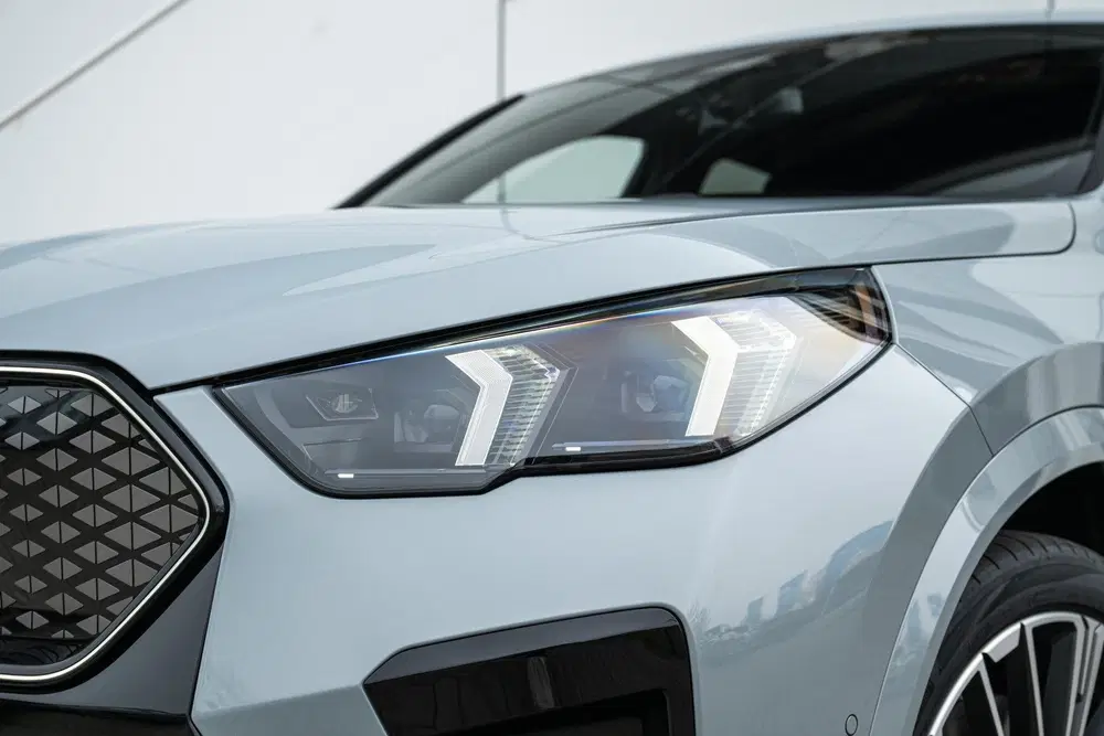 BMW iX2 xDrive30 M Sport uit 2026, foto 9