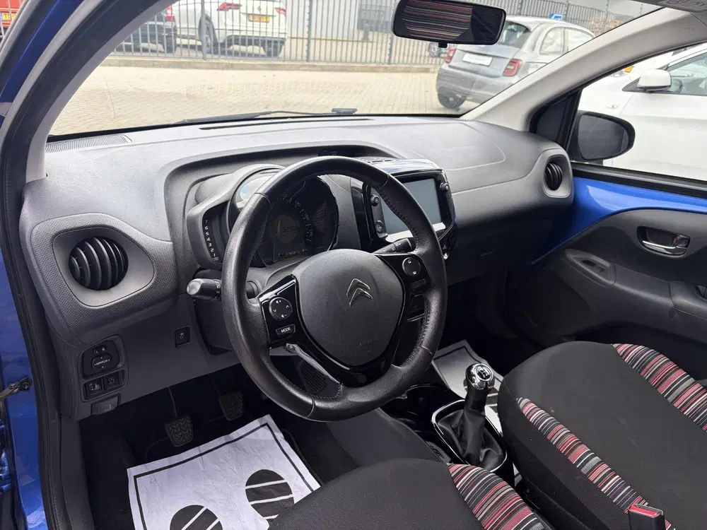 Citroën C1 Citroen C1 1.0 VTi Shine uit 2019, foto 4
