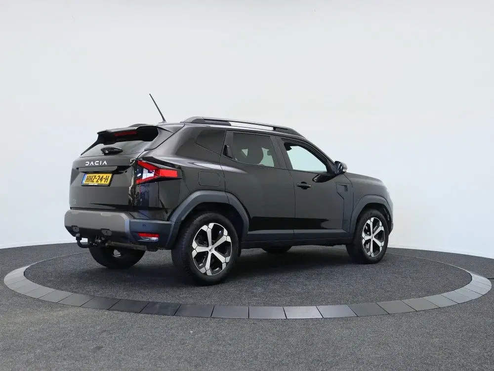 Dacia Duster 1.6 Hybrid 140 Journey uit 2025, foto 2