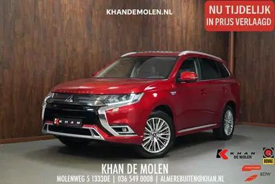 Mitsubishi Outlander 2.4 PHEV Intense+ Panorama uit 2020