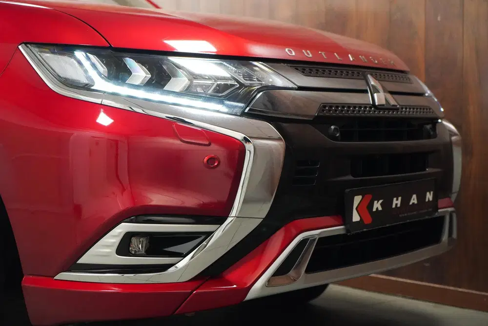 Mitsubishi Outlander 2.4 PHEV Intense+ Panorama uit 2020, foto 7