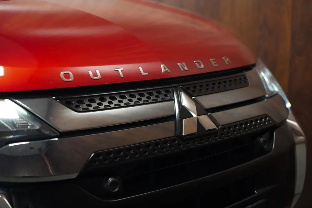 Mitsubishi Outlander 2.4 PHEV Intense+ Panorama uit 2020, foto 9