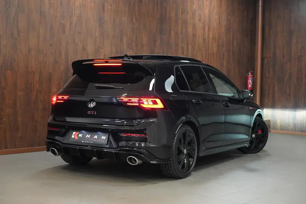 Volkswagen Golf 2.0 TSI GTI Clubsport PANO uit 2022, foto 2