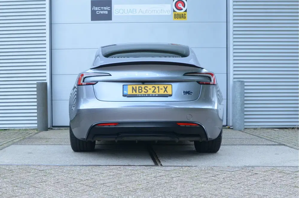 Tesla Model 3 Performance AWD 78 kWh Highland AutoPilot4 uit 2024, foto 10