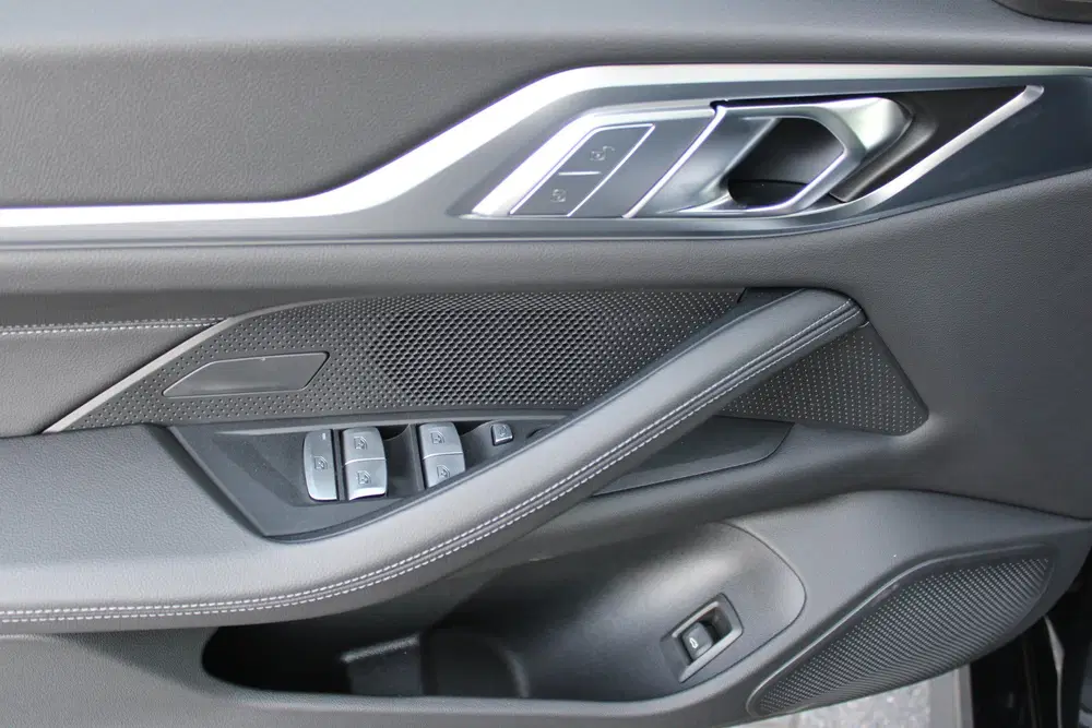 BMW i4 eDrive35 M Sport uit 2026, foto 9
