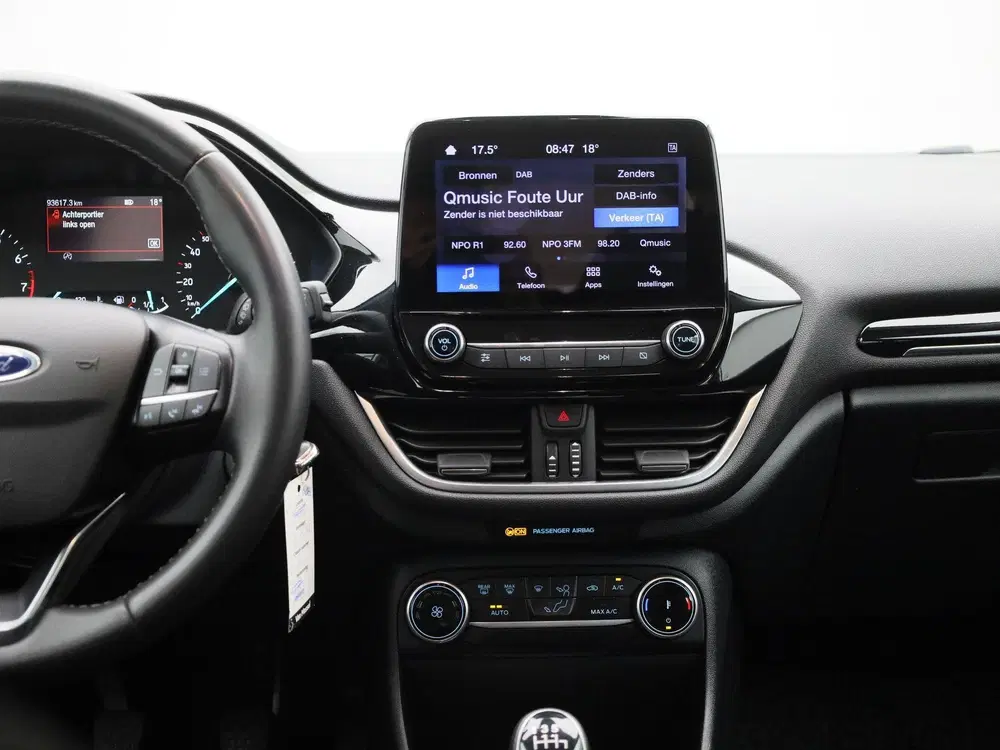Ford Fiesta 1.0 EcoBoost Hybrid Titanium uit 2023, foto 9