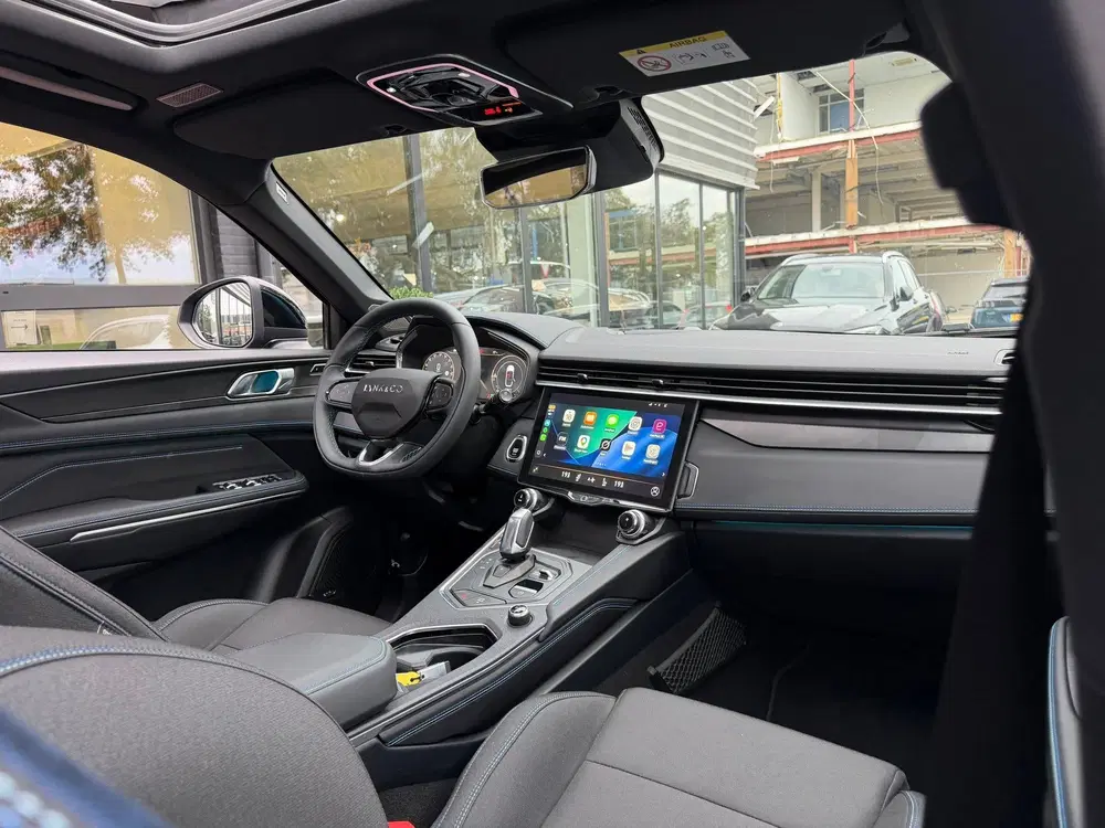 Lynk & Co 01 1.5 Zwarte Hemel uit 2023, foto 6