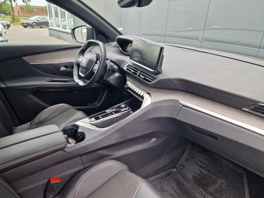 Peugeot 3008 1.2 EAT8 GT-Line AUT 131PK uit 2024, foto 10