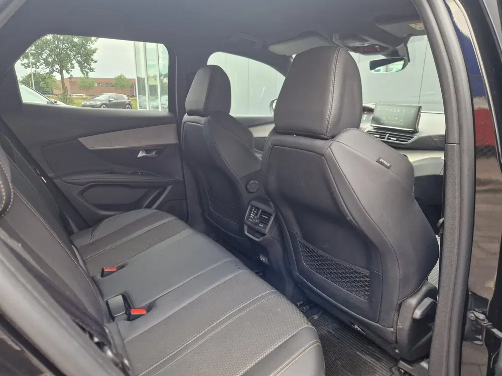 Peugeot 3008 1.2 EAT8 GT-Line AUT 131PK uit 2024, foto 12