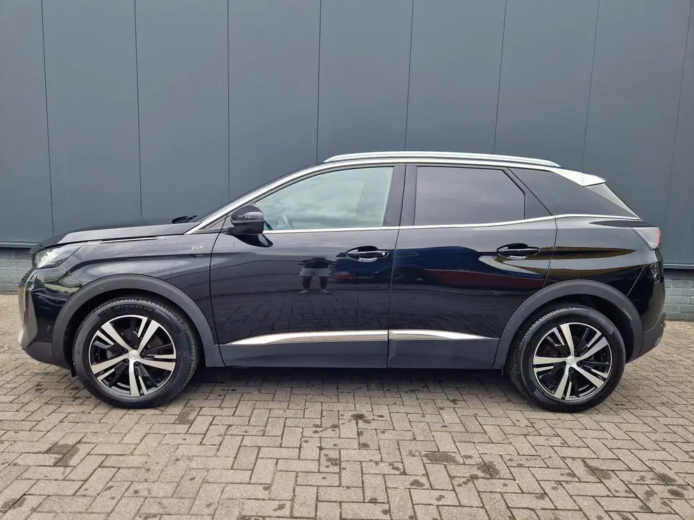 Peugeot 3008 1.2 EAT8 GT-Line AUT 131PK uit 2024, foto 2