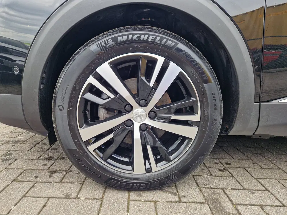 Peugeot 3008 1.2 EAT8 GT-Line AUT 131PK uit 2024, foto 6