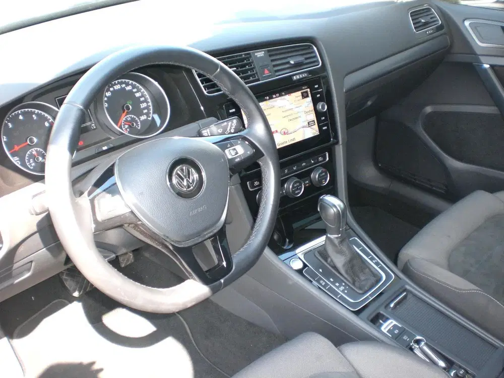 Volkswagen Golf 1.0 TSI Highline 115pk Automaat (DSG uit 2019, foto 5