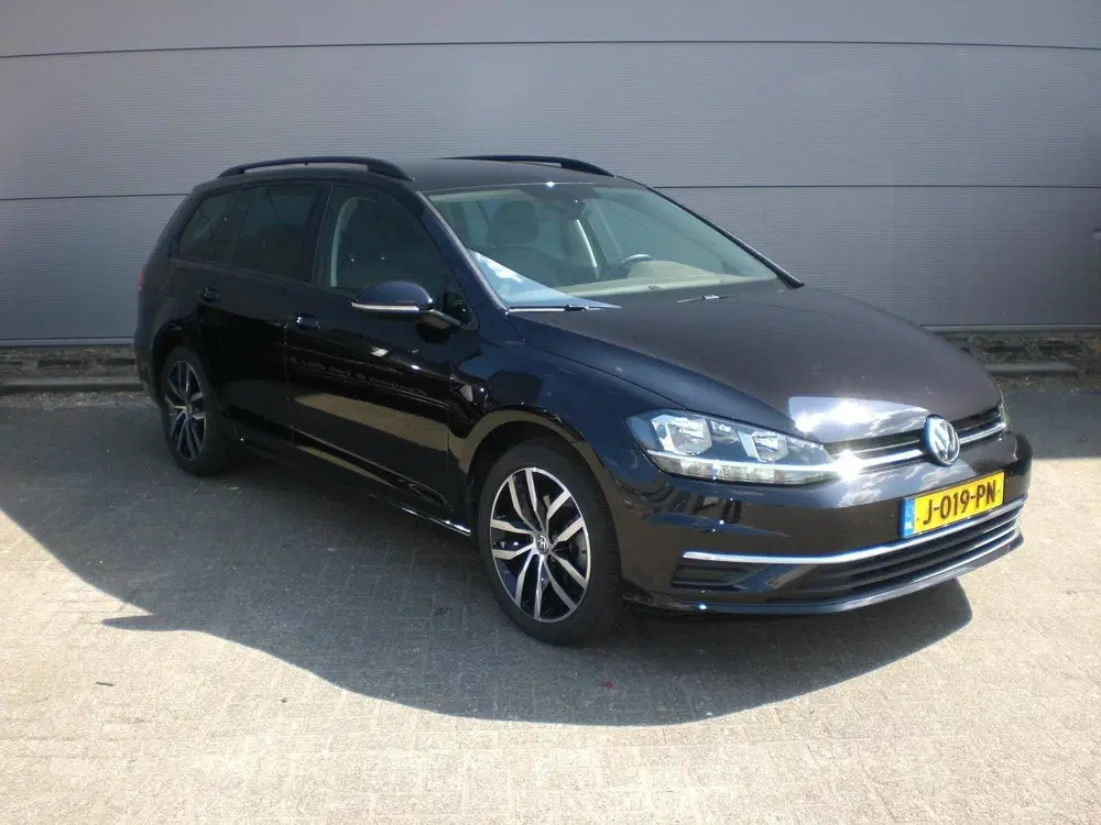 Volkswagen Golf 1.0 TSI Highline 115pk Automaat (DSG uit 2019, foto 9
