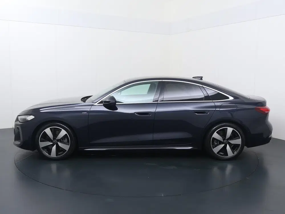 Audi A5 2.0 e-hybrid quattro S edition uit 2025, foto 2