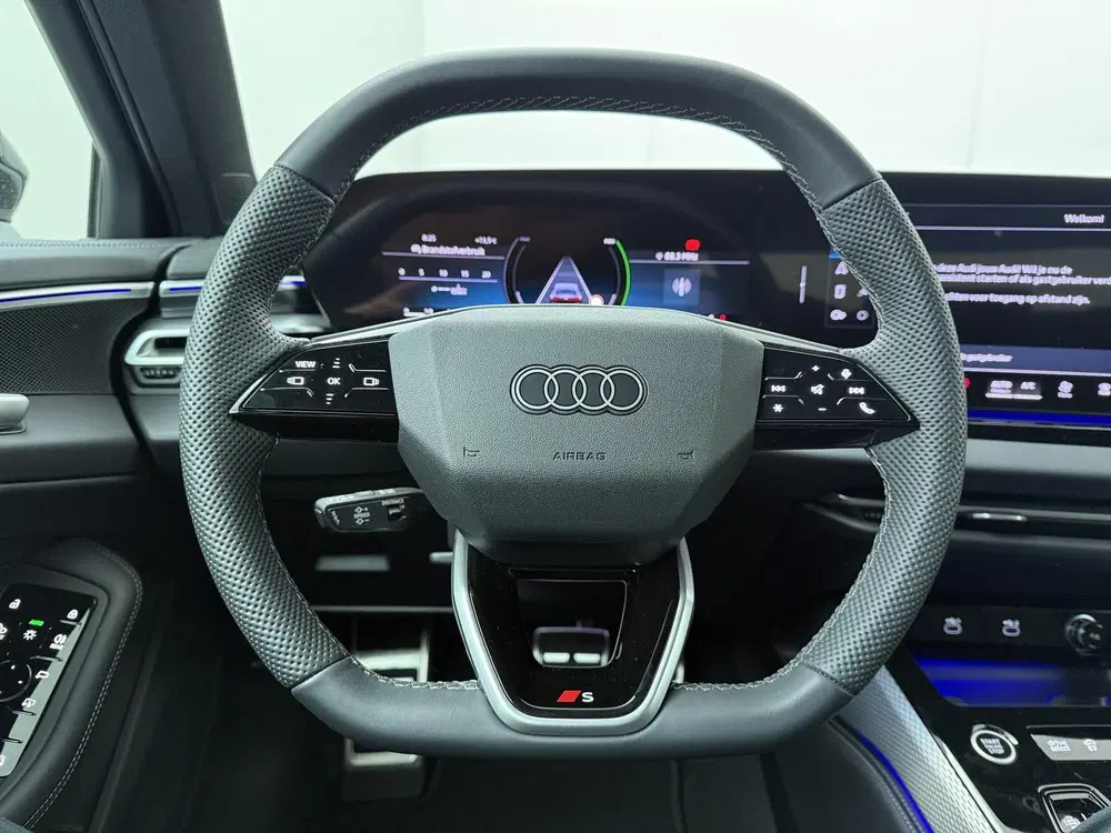 Audi A5 2.0 e-hybrid quattro S edition uit 2025, foto 9