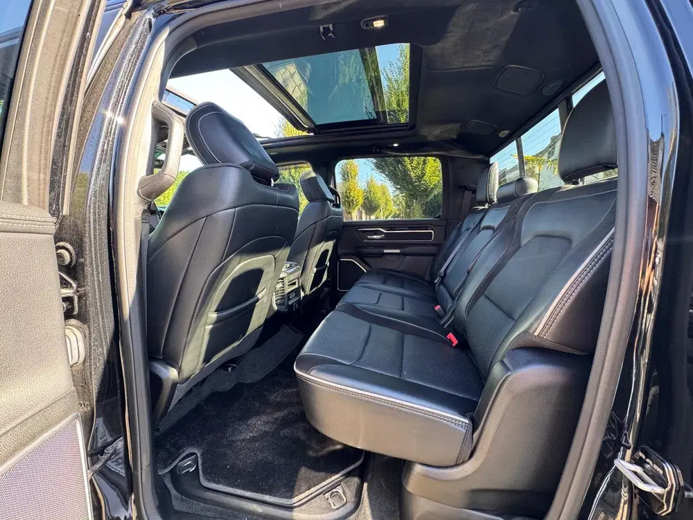 Dodge RAM 5.7 V8 4x4 Crew Cab Laramie Alle opties uit 2020, foto 13