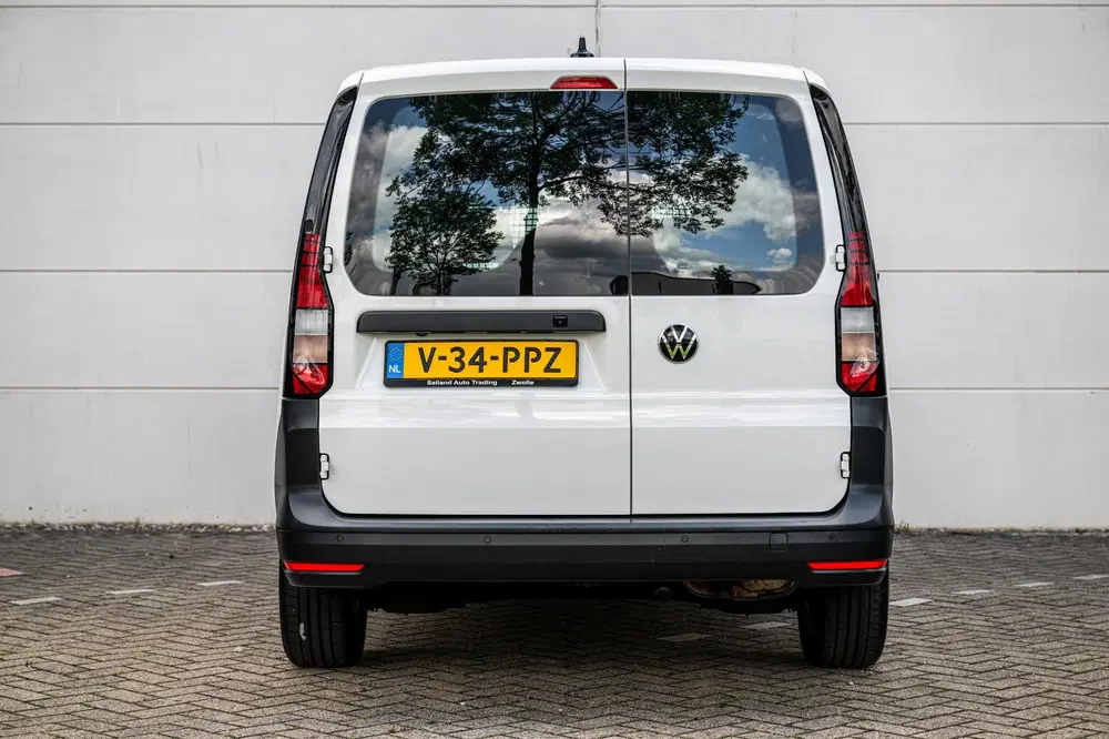 Volkswagen Caddy 1.5 TSI 114pk DSG uit 2022, foto 10