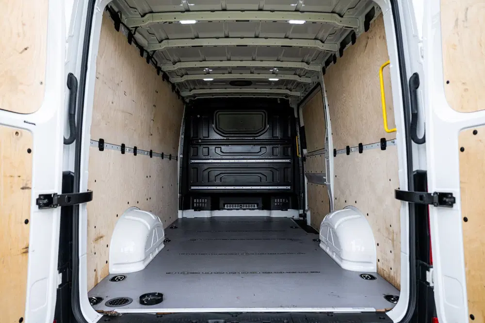 Volkswagen Crafter 2.0 TDI 177pk L3H1 uit 2022, foto 9