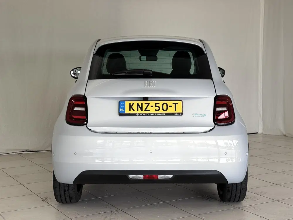 Fiat 500e La Prima 42 kWh uit 2026, foto 10